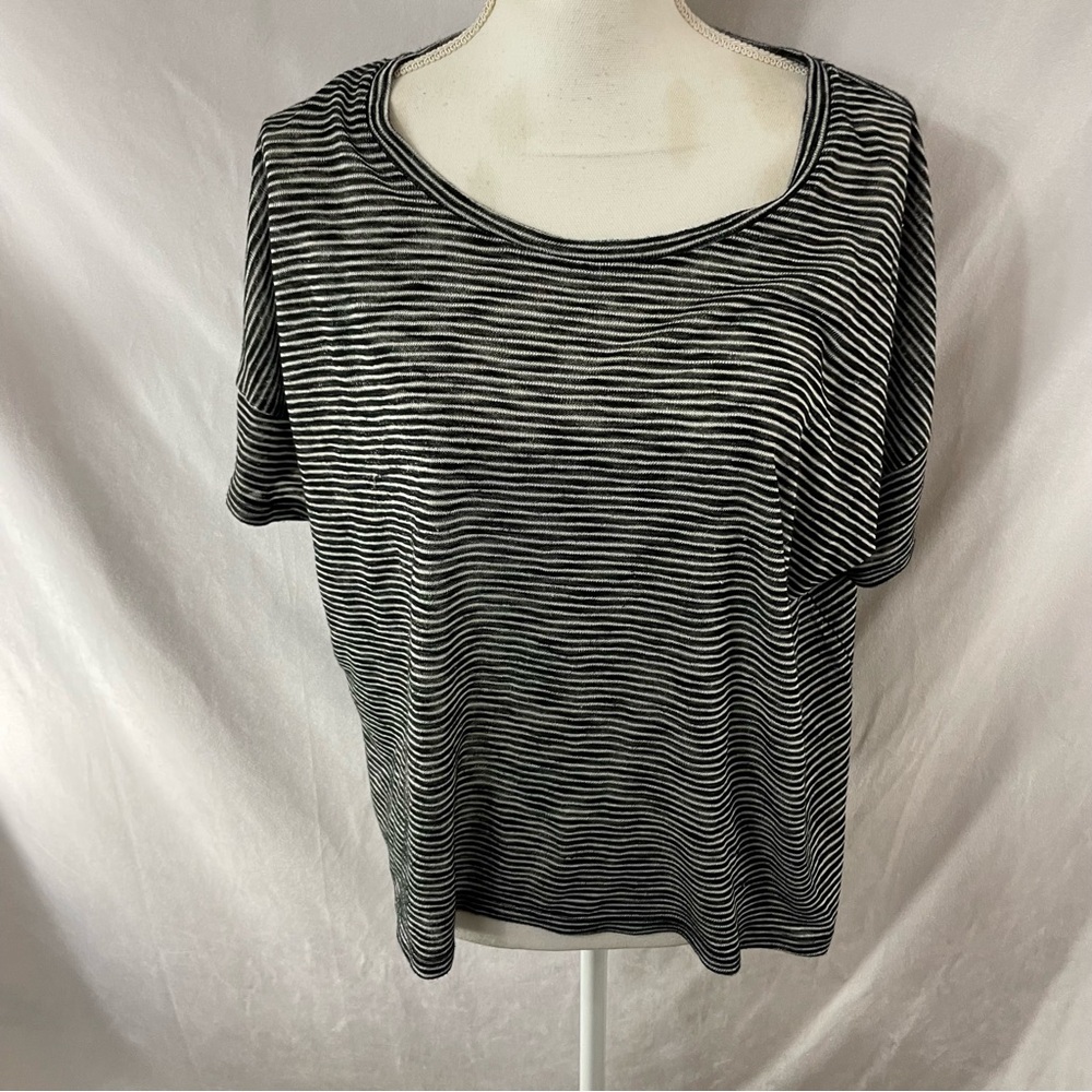 Old Navy Black stripe short sleeve top